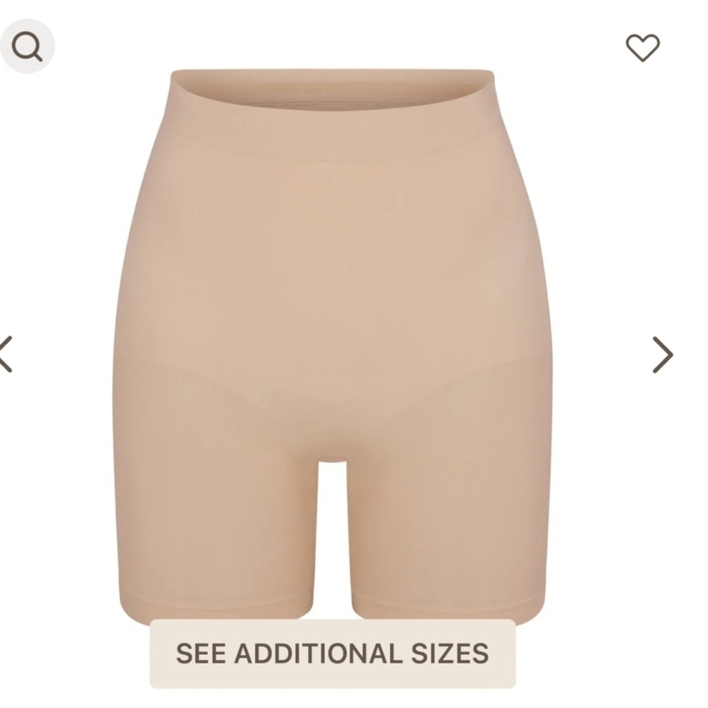SKIMS Butt-lifting Shapewear in Beige - MED - NWOT